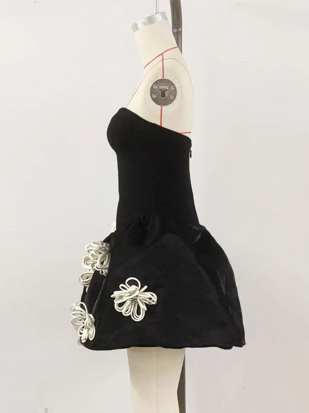 Sexy Women's 3D Flower Decorative Puff Dress Strapless Sleeveless Backless A-line Mini Dress Cocktail Evening Party Vestido