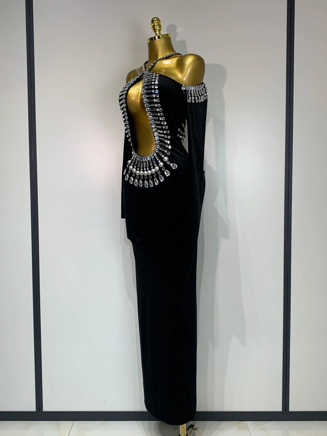 Luxury Birthday Dress Sexy Black Velvet Hollow Out Bodycon Dress Halter Evening Dress Drag Queen Nightclub Wedding Dress black