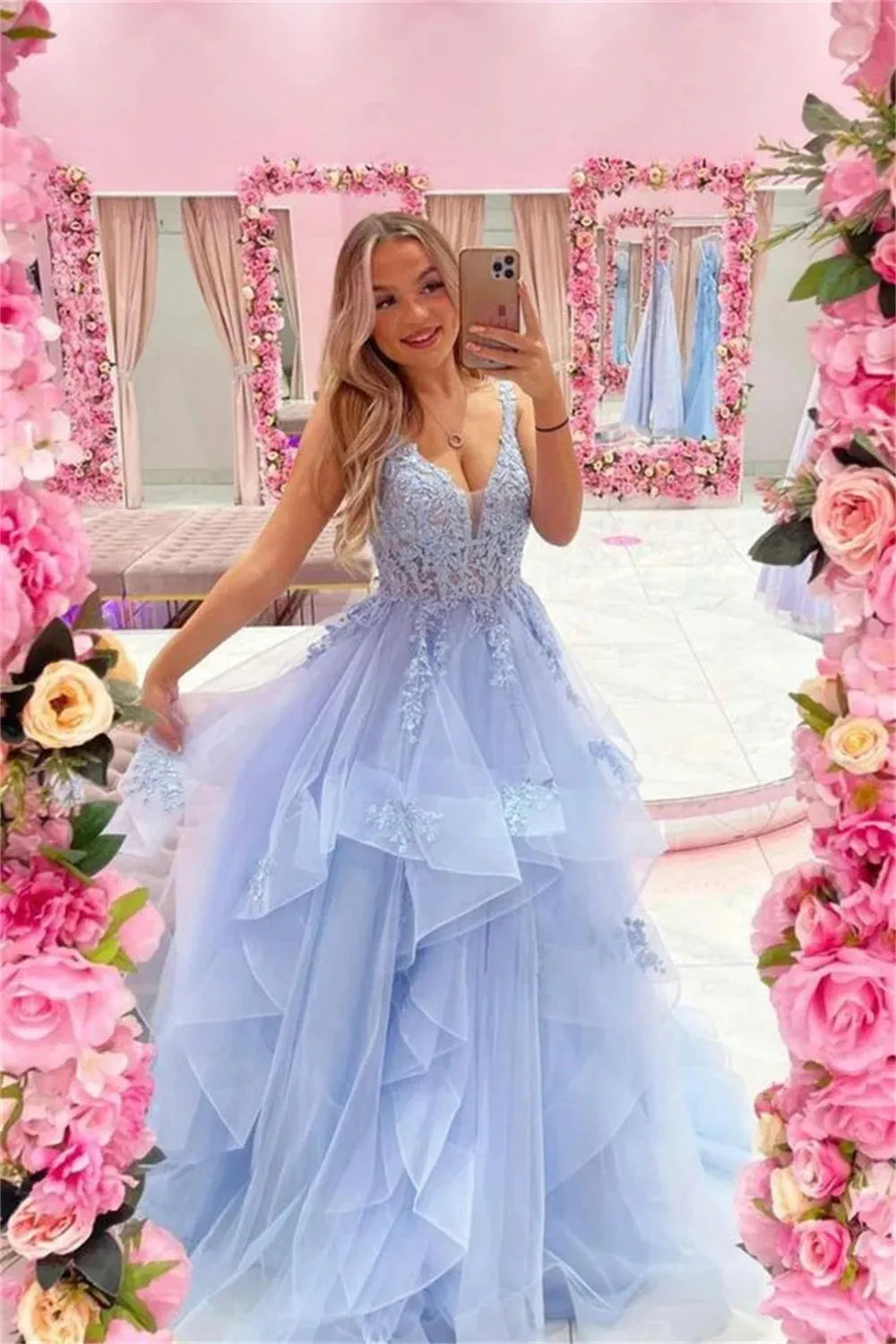 Lavender Tulle Prom Dresses V-neck Lace Embroidery فساتين السهرة Elegant Sleeveless A-line Edge Curl vestidos verano moda as pic