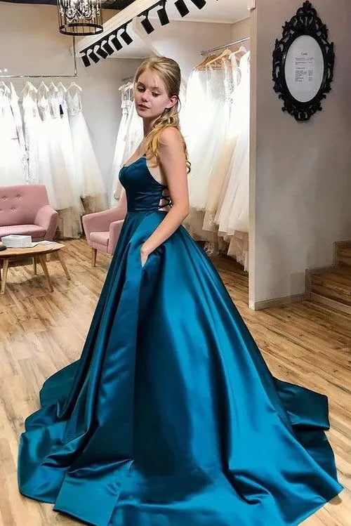Elegant Long Prom Dresses Satin Simple Formal Party Dress with Pockets Square Neck Spaghetti Strap Backless Evening Gowns