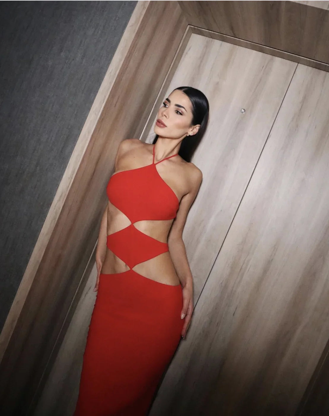 Sexy Hollow Out Sleeveless Halter Bodycon Red Long Bandage Dress Fashion's Sexy Woman Vocation Dress Summer Beach Party Vestido