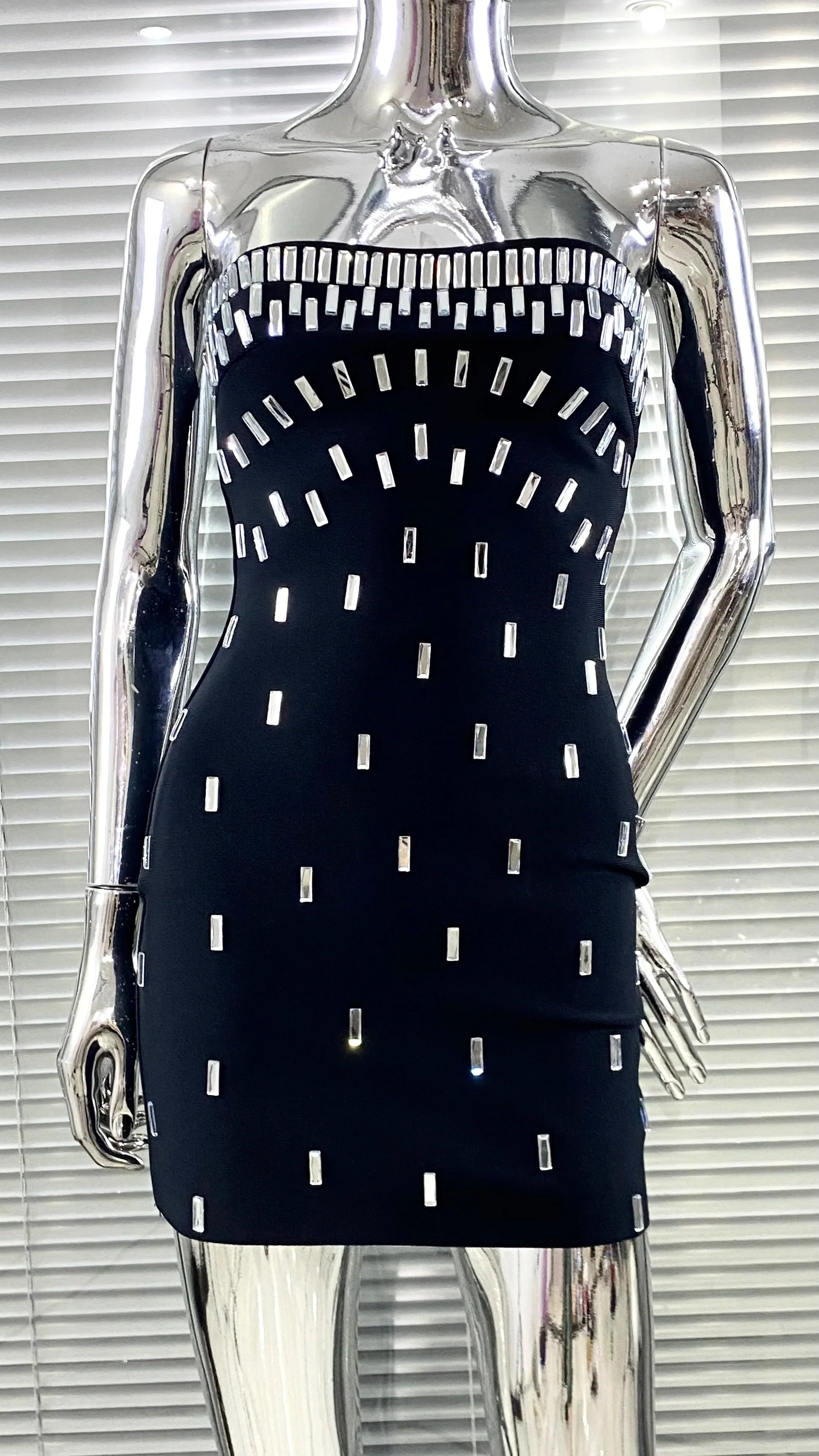 Luxury Woman Bandag Dress Sparkling Diamonds Strapless Black Mini Dress Celebrity Birthday Party Vestido Music Festival Outfit