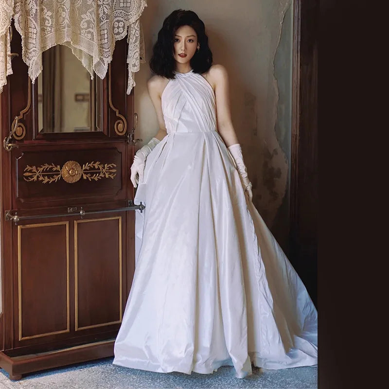 Vestido de novia de satén blanco francés de lujo, vestido de novia Sexy con cuello Halter y espalda descubierta, vestidos de fiesta de noche para boda para mujer