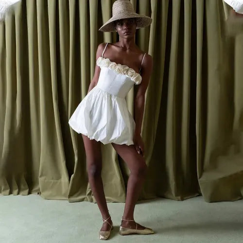 Simple Mini Prom Dresses 3D Flowers Spaghetti Straps Cocktail Gowns for Black Girls Puff Wedding Party Dress Outfits White