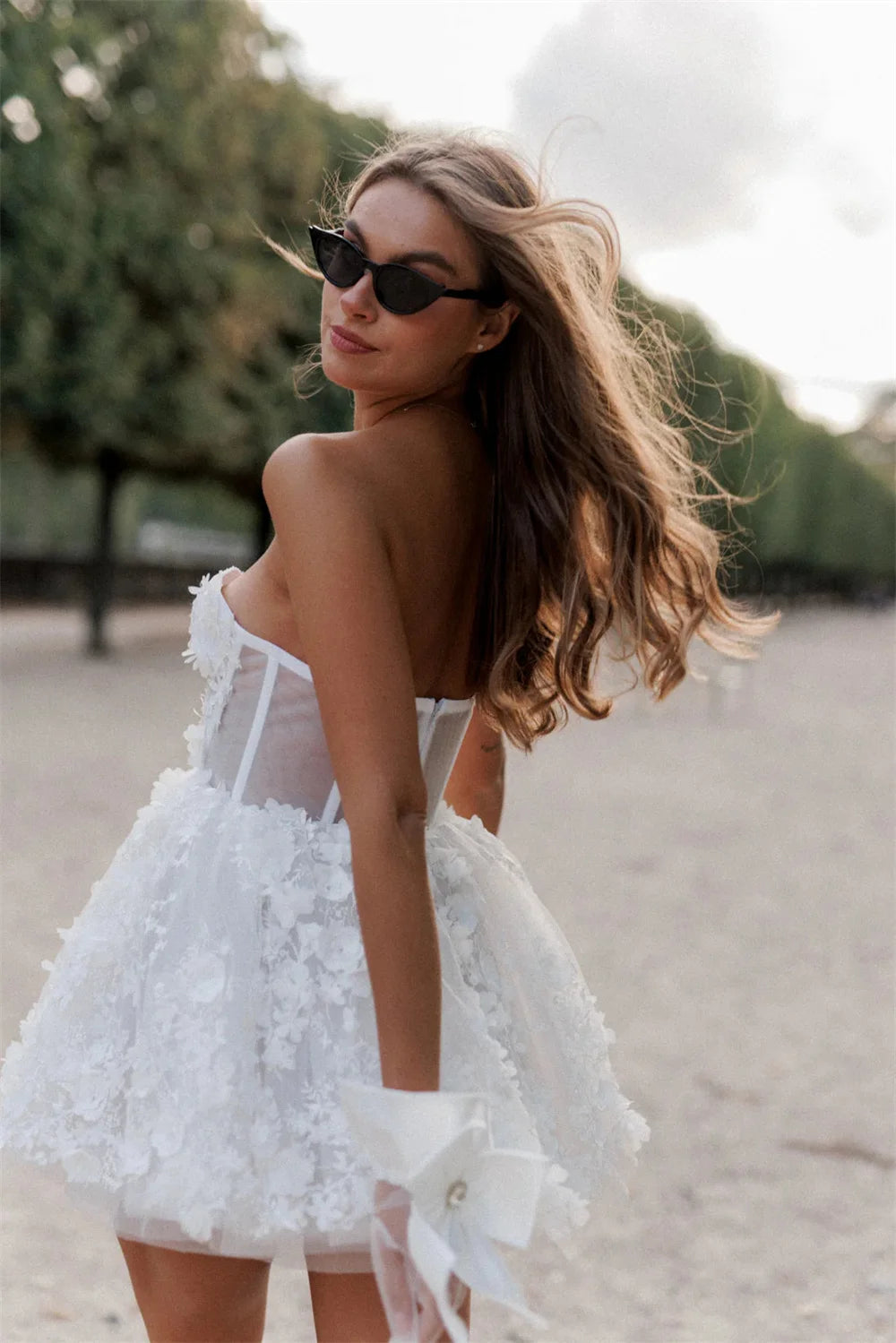 White Mini Prom Dresses Heart Shaped Neck Flower Lace Appliques فساتين السهرة Elegant Sleeveless vestidos verano moda