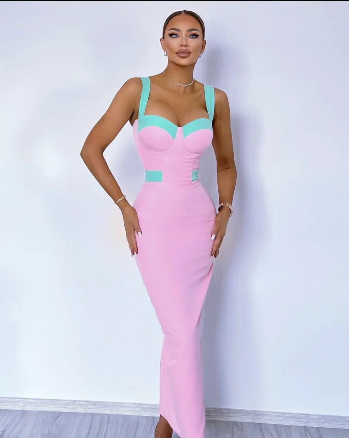 Pink Color Sleeveless Spaghetti Strap Long Bandage Dress Graceful Woman Evening Party Dress Dinner Party Vestido