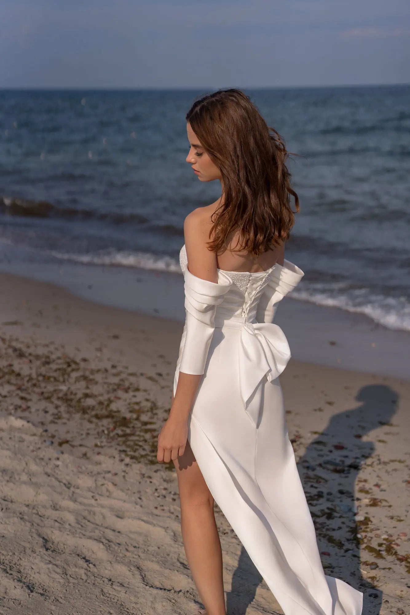 Gaun pengantin duyung seksi dengan lengan lengan yang boleh ditanggalkan tanpa tali celah tinggi gaun pengantin renda belakang dengan bow vestidos de novia sivil