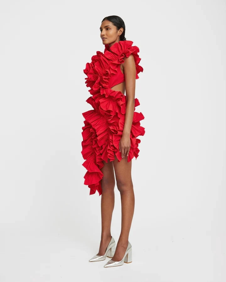 Vestidos de fiesta cortos con volantes rojos populares, nuevo diseño, vestido de fiesta de noche asimétrico con cuello en V acanalado, minivestidos de cóctel para mujer