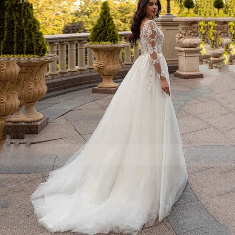 Long Sleeves Tulle Wedding Dress Lace Applique Scoop Neck A-Line Bride Gown for Woman Vestidos De Novia Ivory