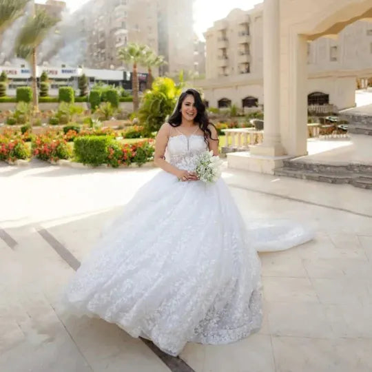 Plus Size Wedding Dress For Woman Spaghetti Straps A-Line Sleeveless Lace Appliques Bride Gown Sweep Train Vestido Custom As picture Plus Size