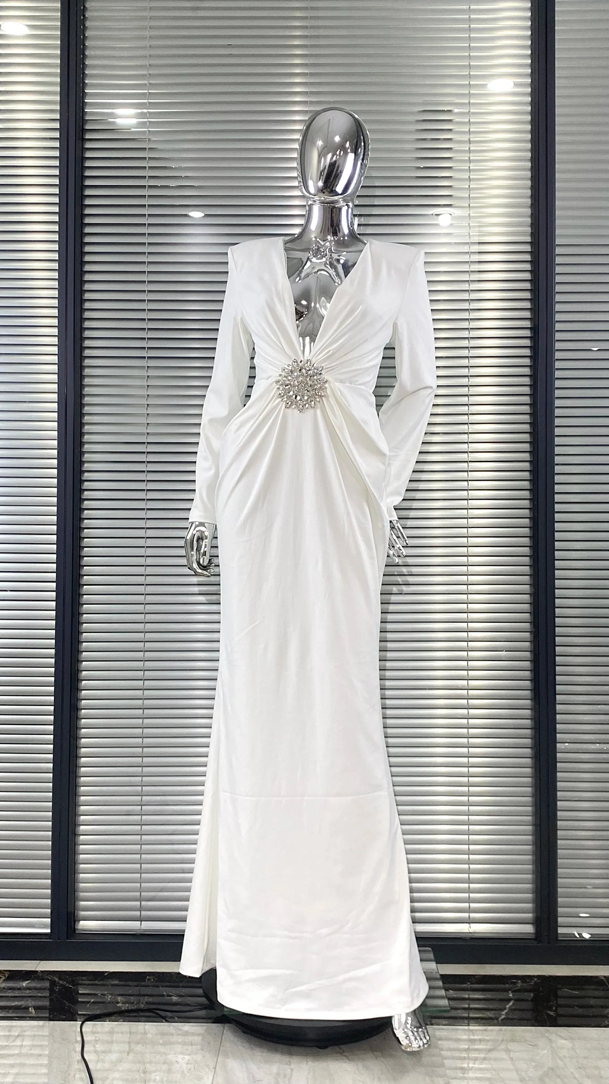 Autumn Shining Diamonds Sexy V-Neck Package Hip Black Floor Length Dress Graceful Woman Party Dress Cocktail Party Outfit WHITE