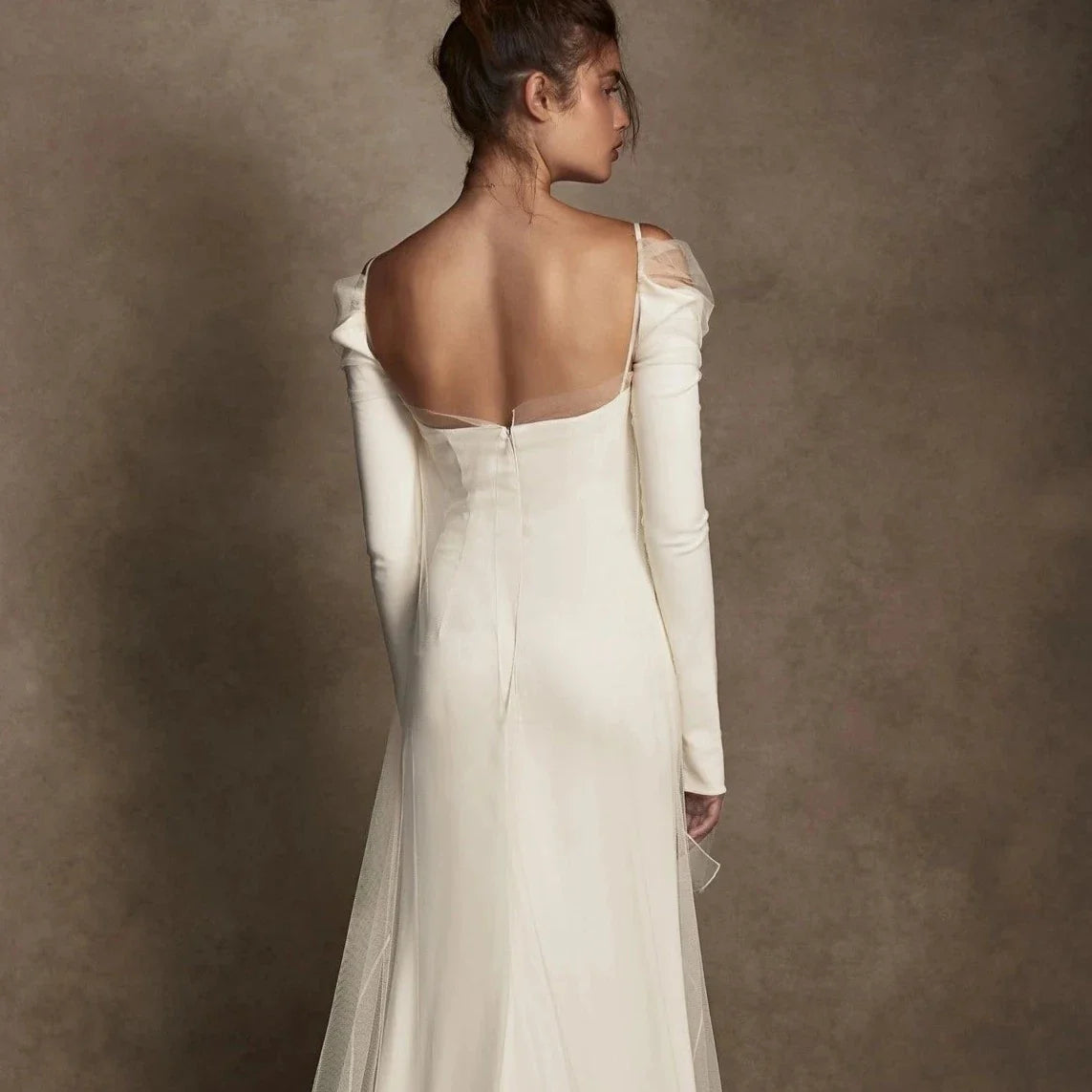 Sexy Long Sleeves Boat Neck Sheath/Cloum Wedding Dresses Formal Bride Grown 2022