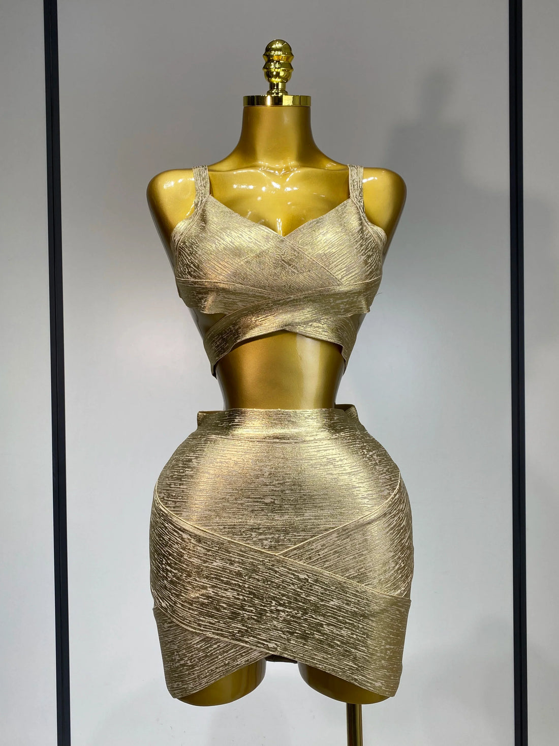 Summer Sexy V Neck Gold Bandage Two Pieces Set Women Charming Celebrity Bodycon Skirt Suits Club Birthday Vestido Gold