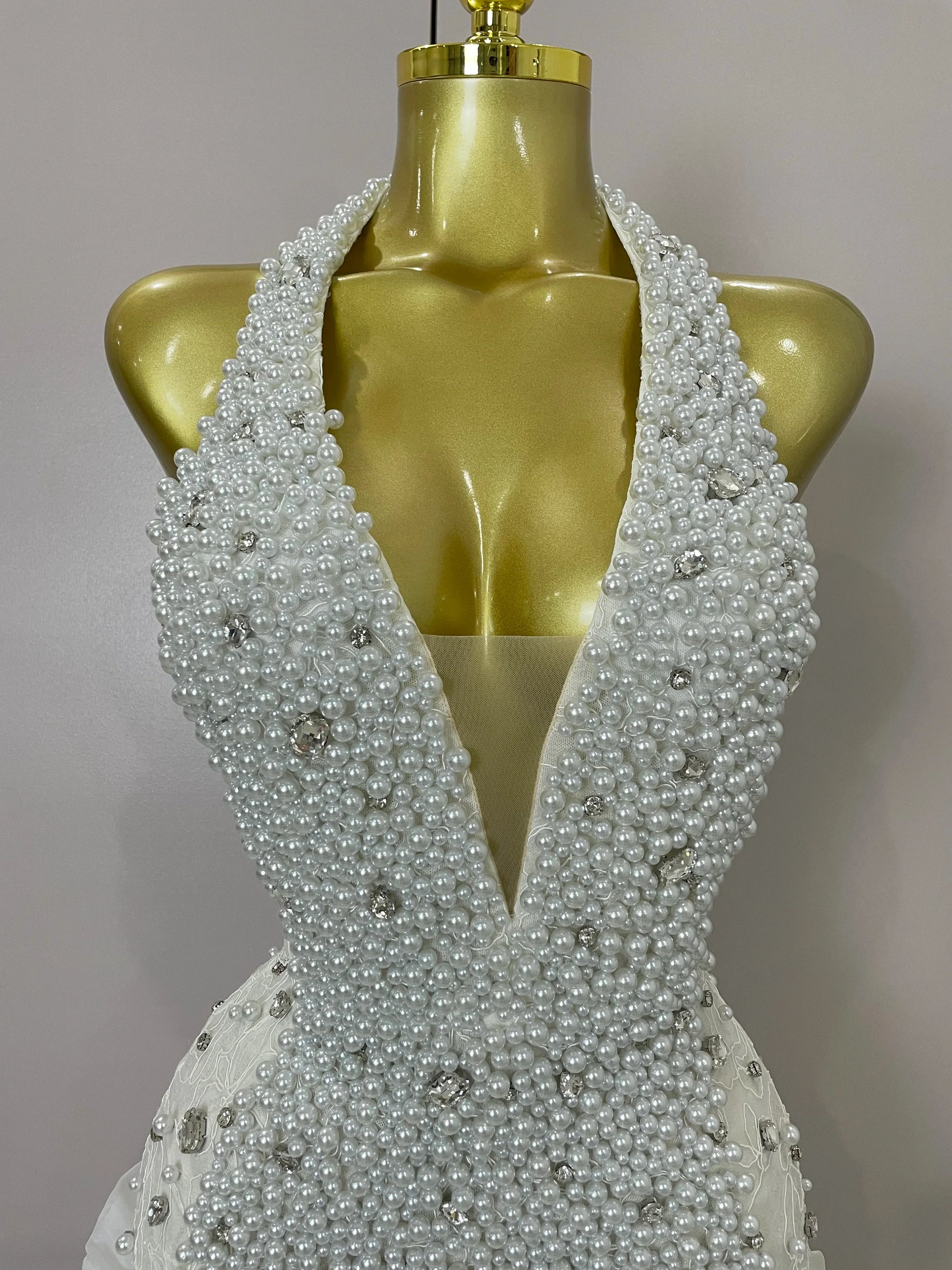 Luxury Shiny Diamonds Pearl Flowers Deep V Halter Short Dress Women Celebrate Eveing Celebrity Birthday Party Dress