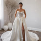Gaun pengantin A-line panjang yang elegan