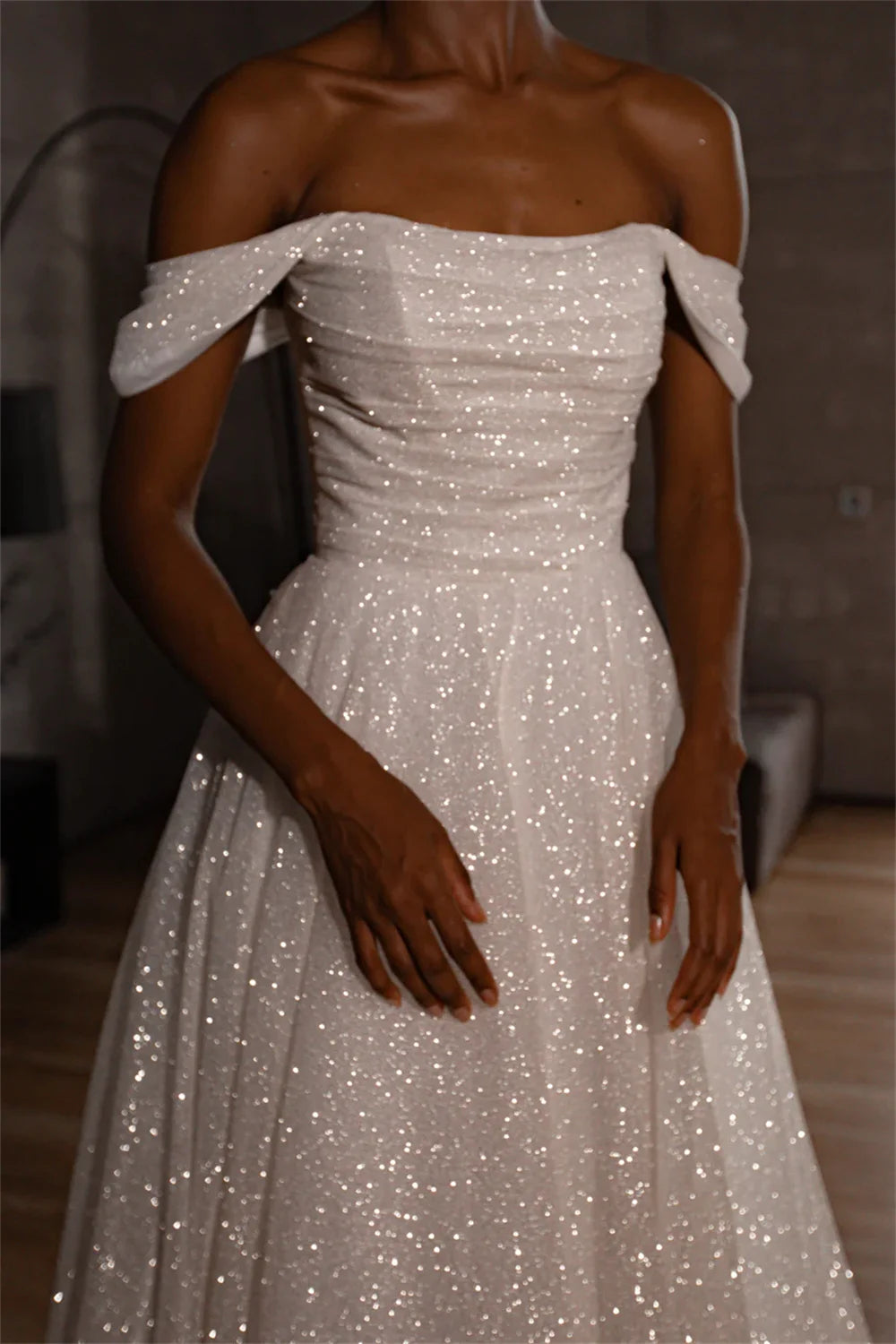 White Glitter Prom Dresses Off the Shoulder A-line vestidos de noche Elegant Sleeveless Shiny Sequins Formal Evening