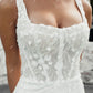 Weiße Meerjungfrau Abendkleider ärmellose Blumen Spitzenschlitz Bräute Partykleider abnehmbarer Zug Brautkleider für Frauen
