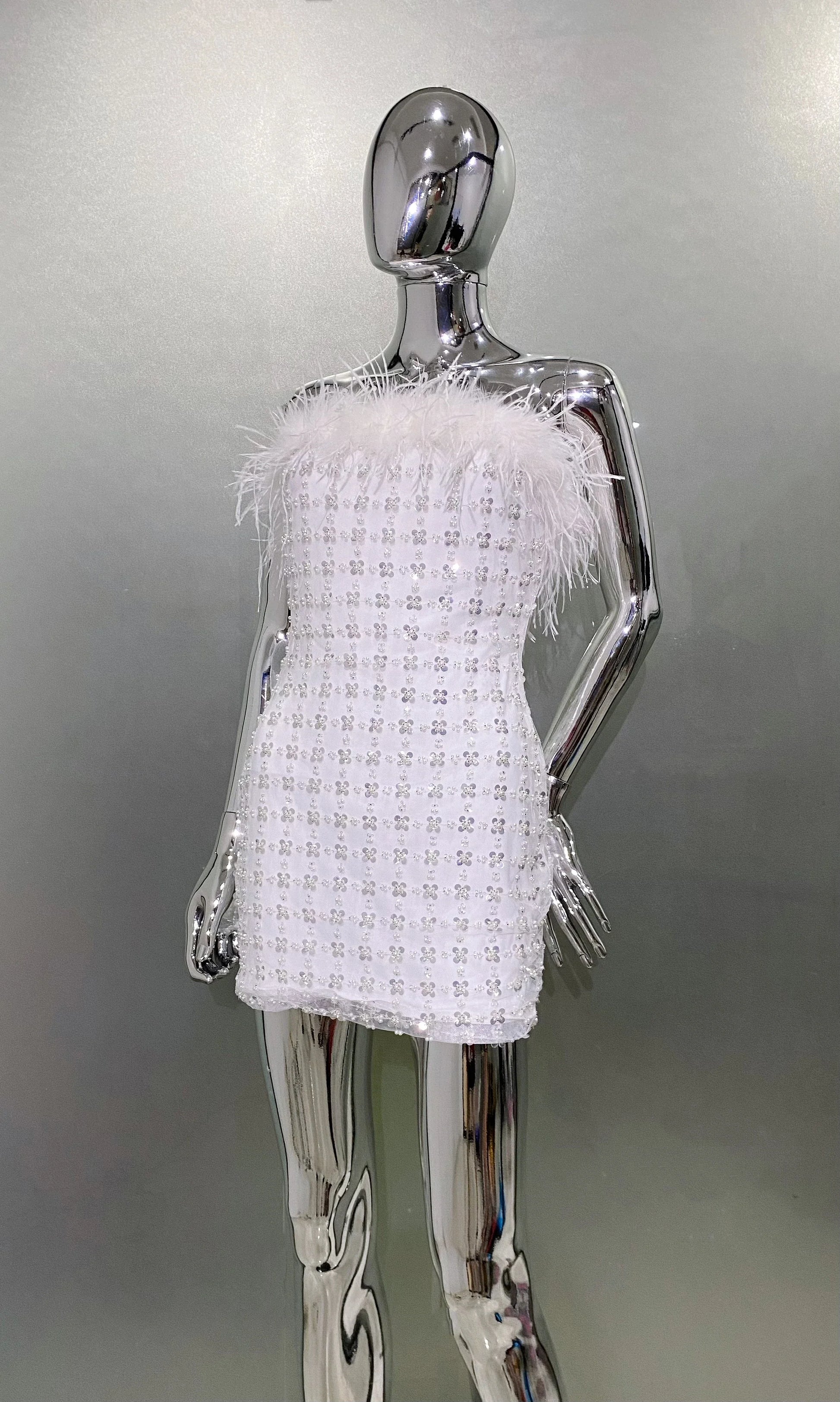 Luxury Feather Sequins Beading White Strapless Mini Dress Celebrity Birthday Party Evening Dress Wedding Party outfit