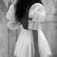 Seksowne krótkie suknie ślubne Plunging V-dion-de-Duth Pół rękawów Perły panna młoda sukienka bez tyłu iluzja ślubna sukienki vestido de novia