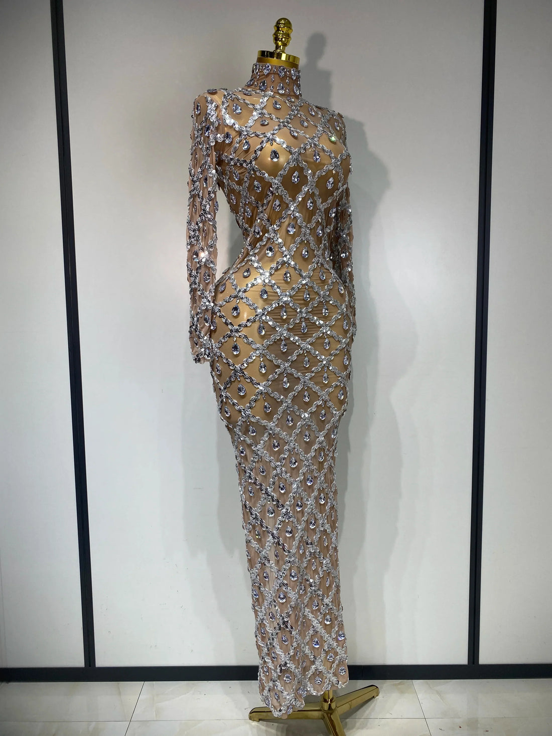 Women Sexy Luxury Birthday Dress Stage Shining Rhinestone Sequin Long Dress Evening Prom Gown Transparent Singer Club Host Dress Silver