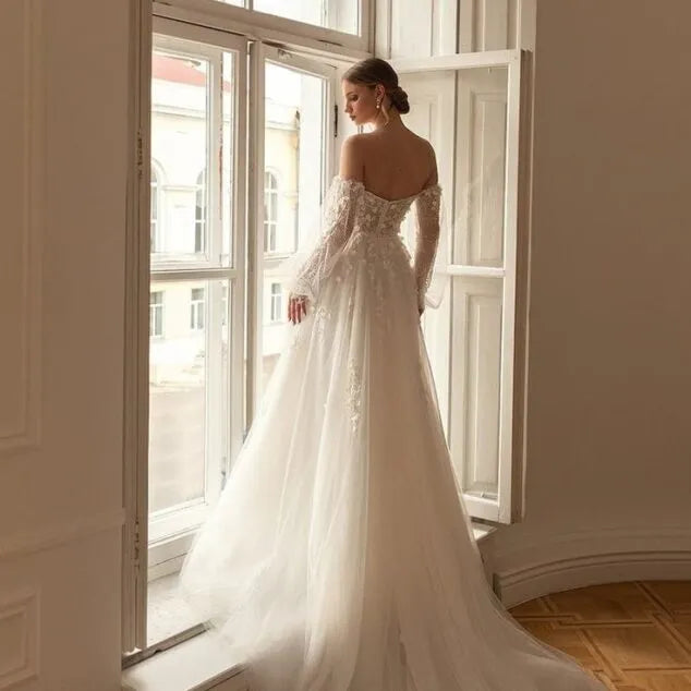 A-Line Wedding Dresses Appliques Off Shoulder Tulle Brides Party Dress for Women Sweep Train Long Bridals Dress Ivory
