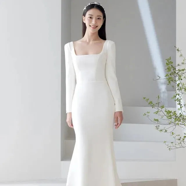 Simple Mermaid Wedding Dress Square Collar Wedding Gown Open Black Plain Long Sleeves Train Beach Bridal Dress Robe De Mariee 22w