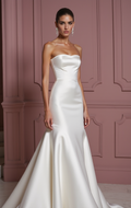 Mermaid Trumpet Wedding Dress with a Show-Stopping Train backless New Satin
