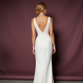 A-Line White Wedding Dress with a Floor-Length Skirt for an Effortless Look backless New Satin white