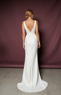 A-Line White Wedding Dress with a Floor-Length Skirt for an Effortless Look backless New Satin white