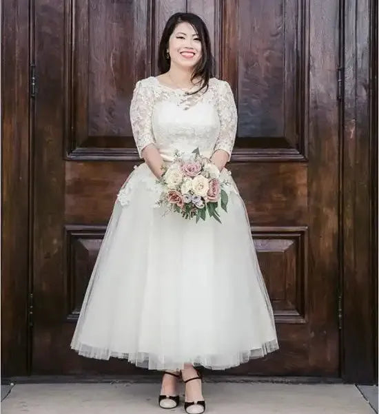 Short Spring Vintage Sheer Lace Ankle-Length Plus Size Wedding Dresses Couture Half Sleeve Tulle Bridal Gowns Covered Buttons 14w