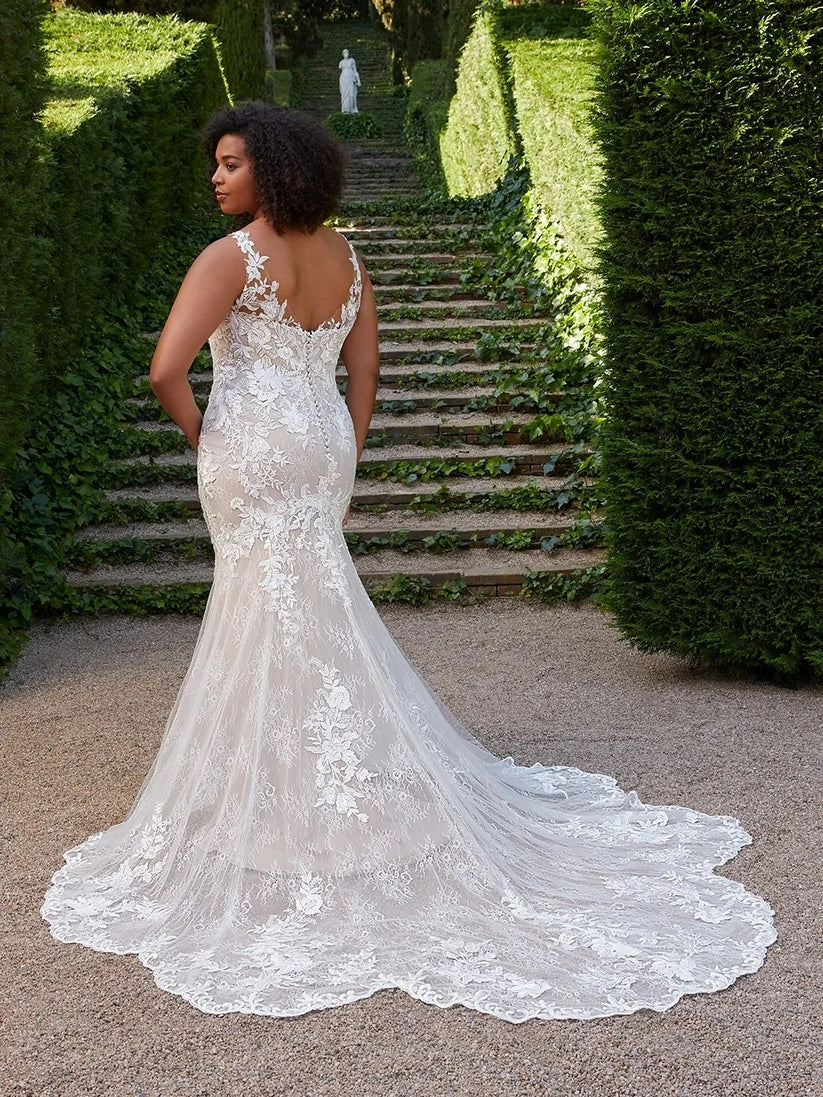 Plus Size Mermaid Lace Hochzeitskleid mit Hofzug Rückenfreie Brautkleider mit Champagnerfutter Plus Size Brautkleid