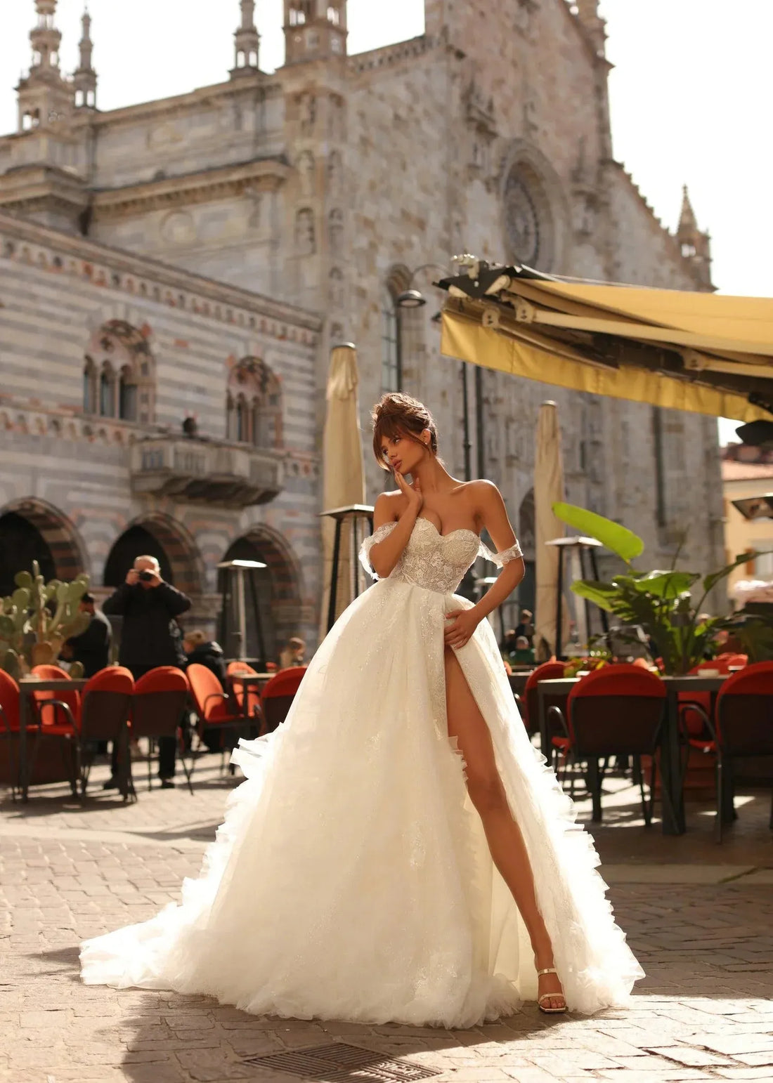 Classic Wedding Gown For Women Appliques Off the Shoulder Lace Up Charming Side Slit Vestidos De Novia Customised Satin