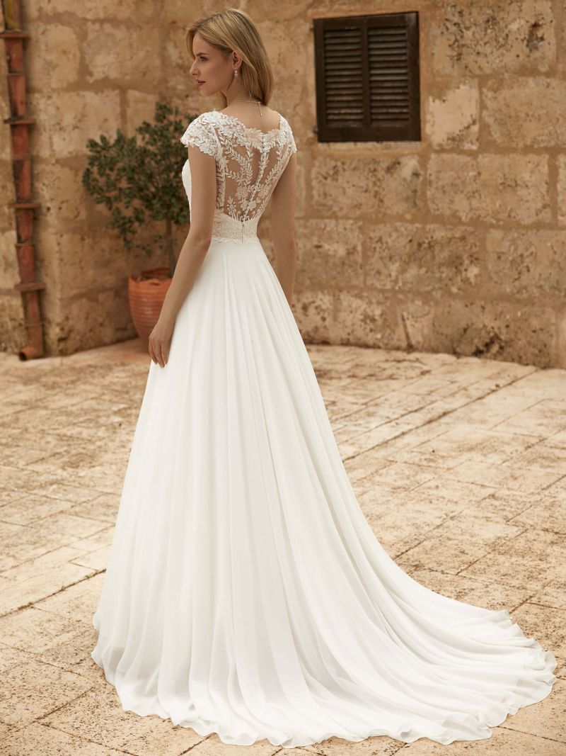 Elegant A-Line Wedding Dresses Women Lace Illusion Back Short Sleeve O-Neck Chiffion Bridal Gown Sweep Train Vestidos De Noiva