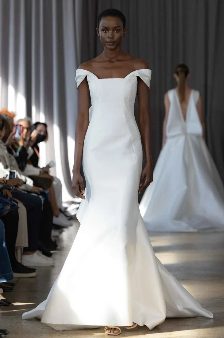 Symmetrical Humeral Neckline Wedding Dress Mermaid Vestido De Novia Satin Train Princess Dress Court Simple Bow Bridal Gown Satin