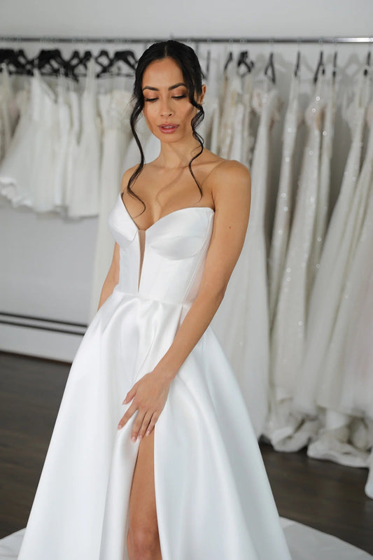 Illusion V-Neck Detail Wedding Dress Bridal Gown Skirt Vestido De Novia Bow Satin Court Train Dress