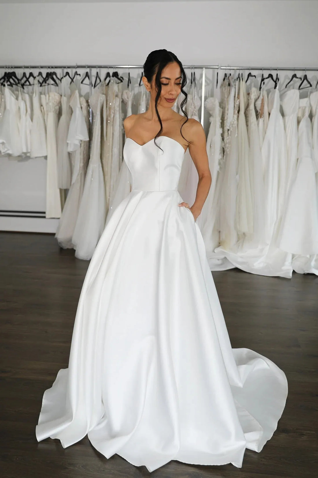 Reinforced Centre Back zipper Bridal Gown Skirt Wedding Dress Vestido De Novia Bow Satin Court Train Dress Satin