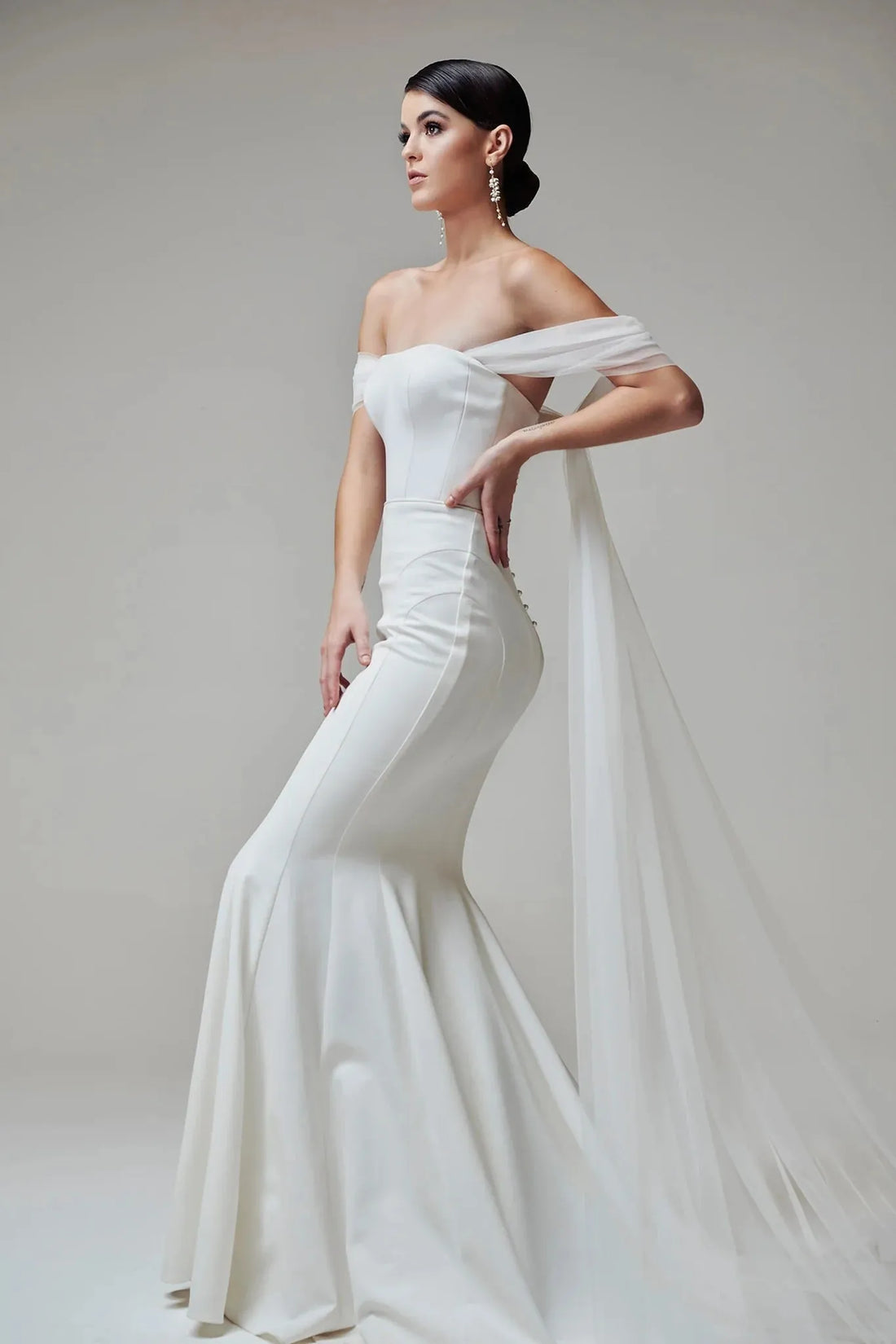 Signature Embroidered Cherry Blossom Lace Detail Wedding Dress Vestido De Novia Bridal Gown Skirt Bow Satin Court Train Dress Satin