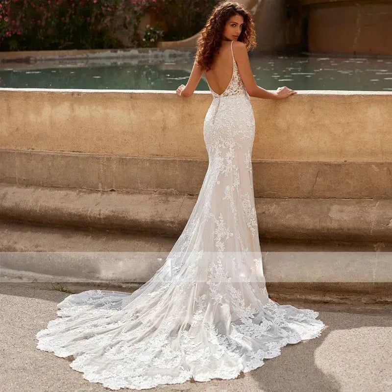 Sexy Lace Mermaid Wedding Dress Customized Spaghetti Straps Illusion Applique Backless Court Train Robe De Mariee Bridal Gown 26w