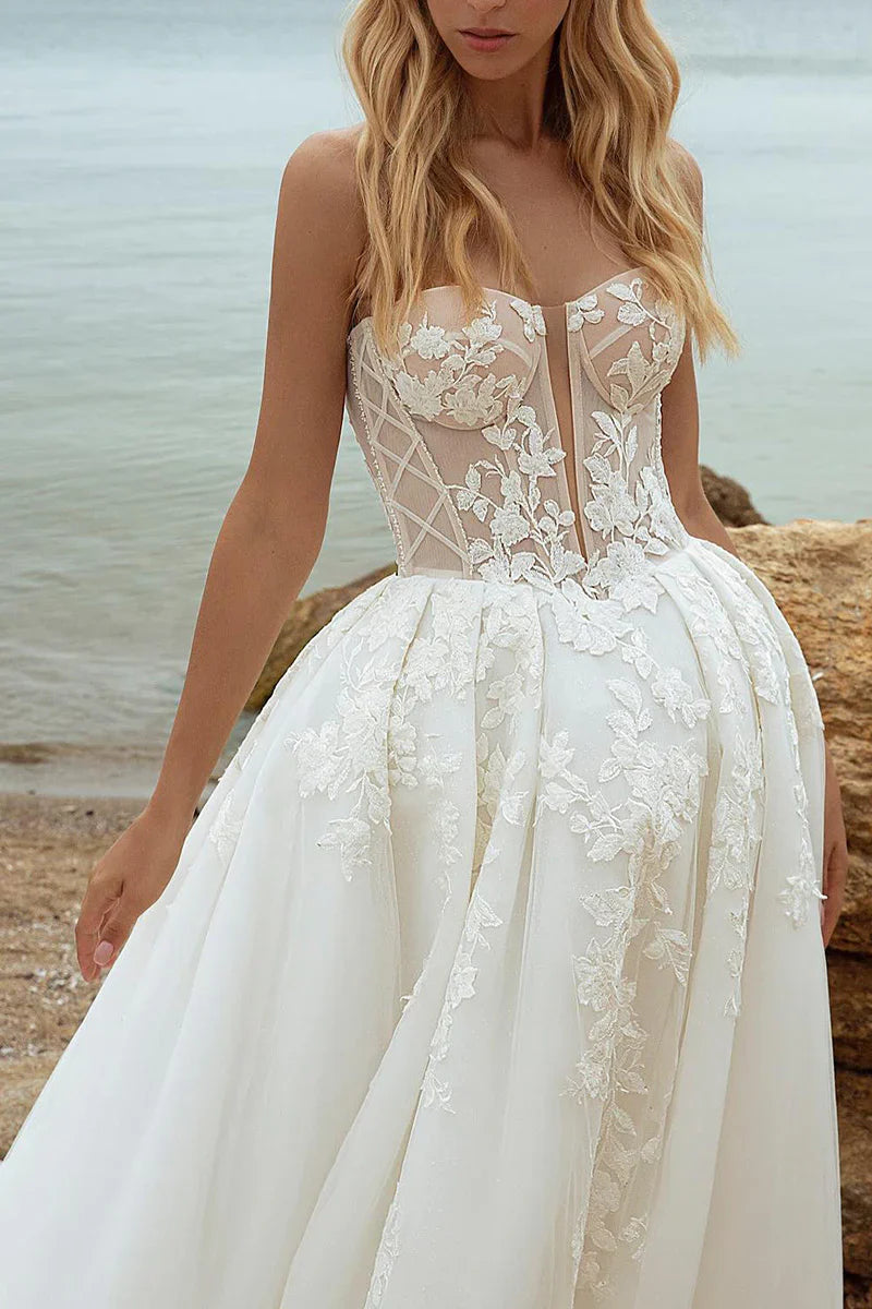 Sweetheart Organza Princess Wedding Dresses Puff Sleeves Lace Appliques Criss Cross Pleated A-Line Bridal Gowns Open Back