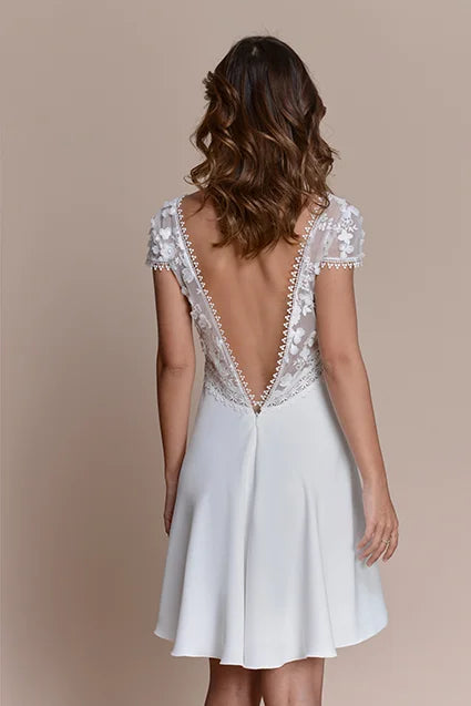 Vintage nuevo vestido De novia corto sin espalda hasta la rodilla Sexy para mujer vestido De novia bata De Marieage con cuello en V Sexy nupcial blanco