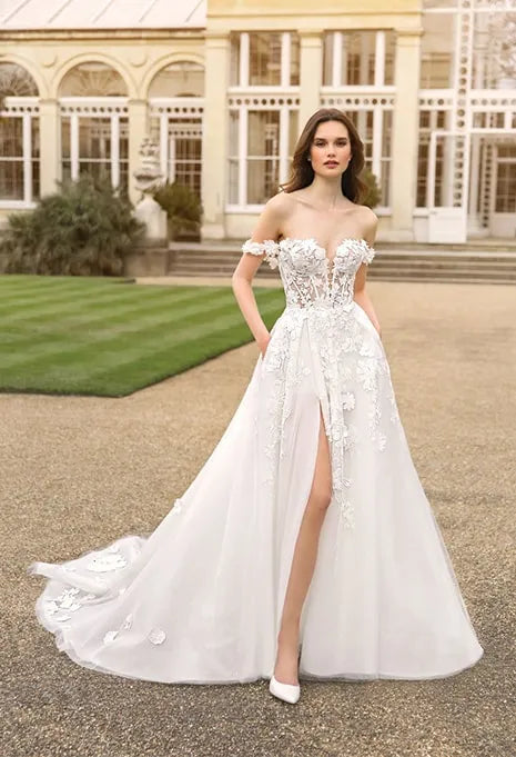 Generous A-Line Wedding Dresses Off Shoulder Appliques Bridals Dresses High Side Slit Bridals Dress for Formal Occasion Ivory