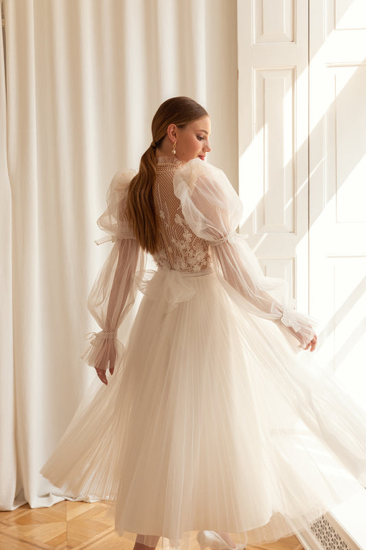 Elegantes vestidos de novia a media pierna con cuello alto, mangas largas Marie, lazos con apliques, vestidos de novia hasta el té, vestidos de novia de corte A