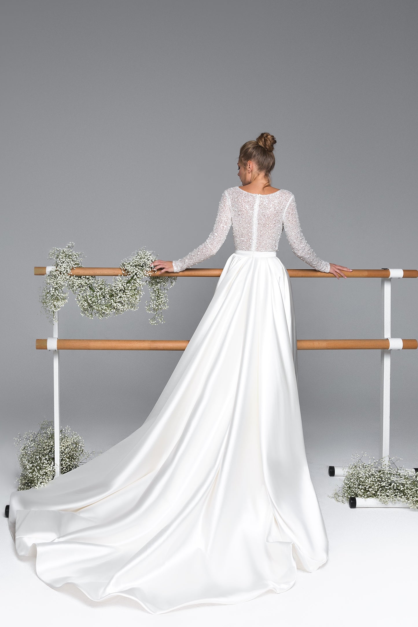 Custom Made Long Sleeves V-neck Brdial Grown A Line Wedding Dresses Side Slit