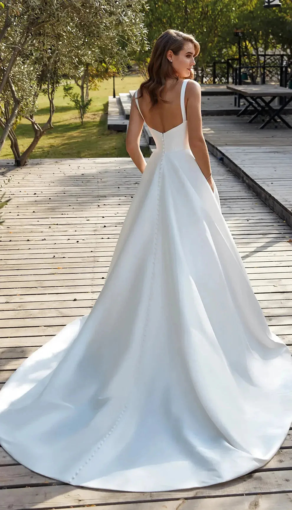 Civil V-Neck Wedding Dresses Square Collar Satin Bridal Gowns A-line Backless Buttons Bride Party Spaghetti Straps Ivory Satin