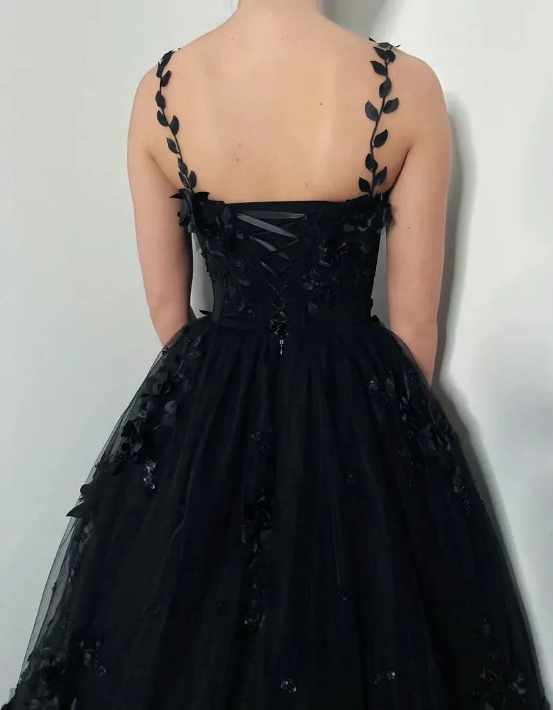 Handmade Lace Embroid Prom Dress Gothic Party Dresses 3D Flower Evening Dress Black Tulle Sweep Train فستان سهرة Black
