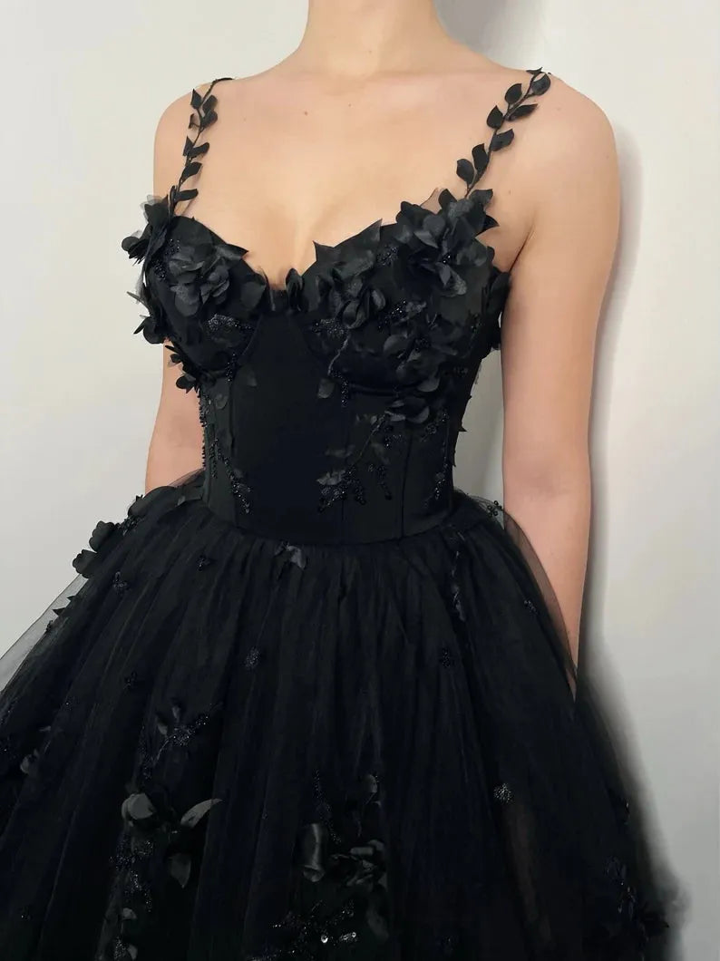 Handmade Lace Embroid Prom Dress Gothic Party Dresses 3D Flower Evening Dress Black Tulle Sweep Train فستان سهرة Black