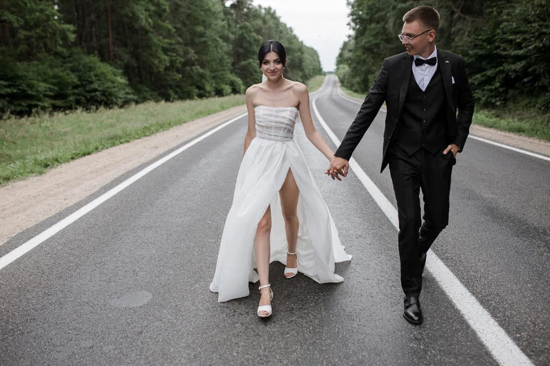 Vestidos de novia elegantes de corte A, sin tirantes, sin mangas, de Organza, vestidos de fiesta para novias, vestido de novia con abertura lateral