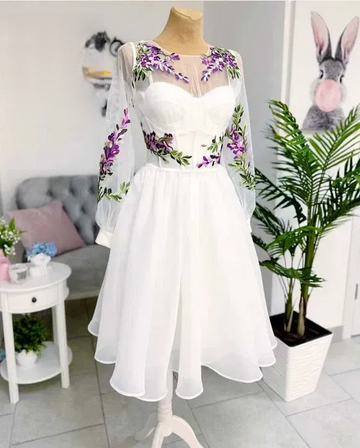 Short A-Line Wedding Dresses Embroidery Flowers O Neck Long Sleeves Bridals Evening Gowns for Women Bride Prom Dress