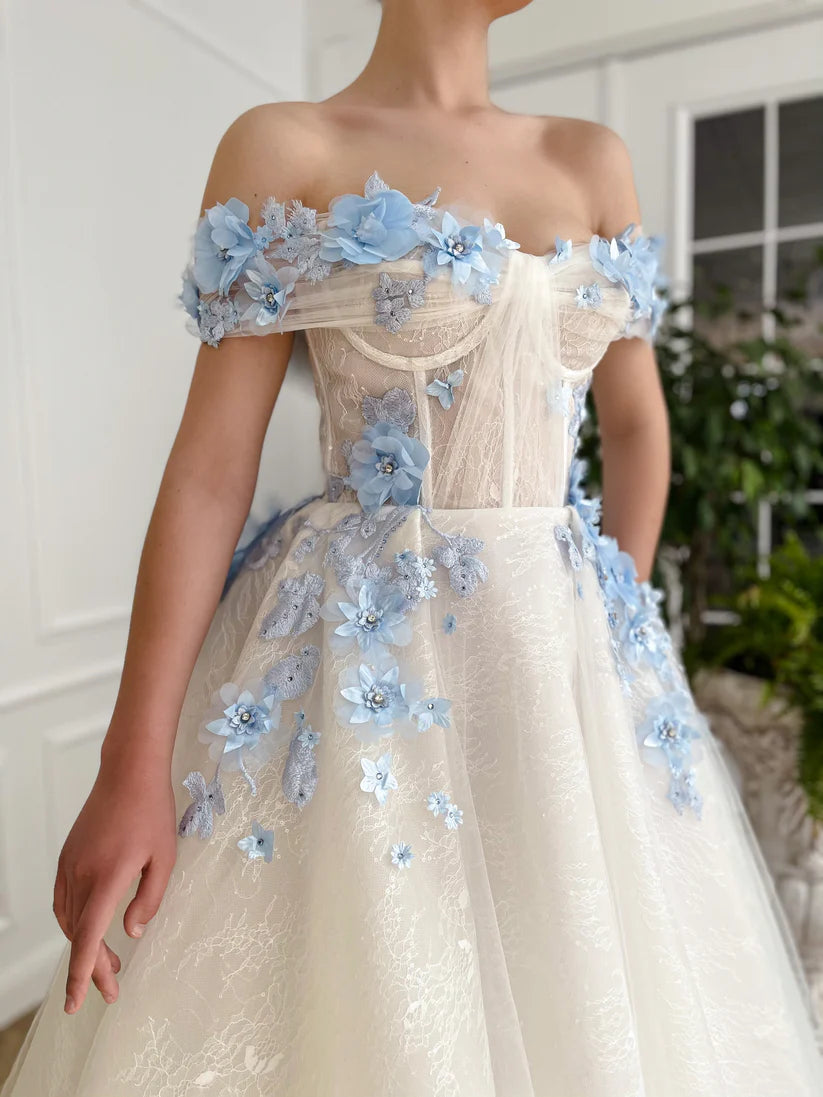 Gaun prom gading dengan renda bunga applique biru dari bahu panjang lantai panjang garis gaun malam gaun formal