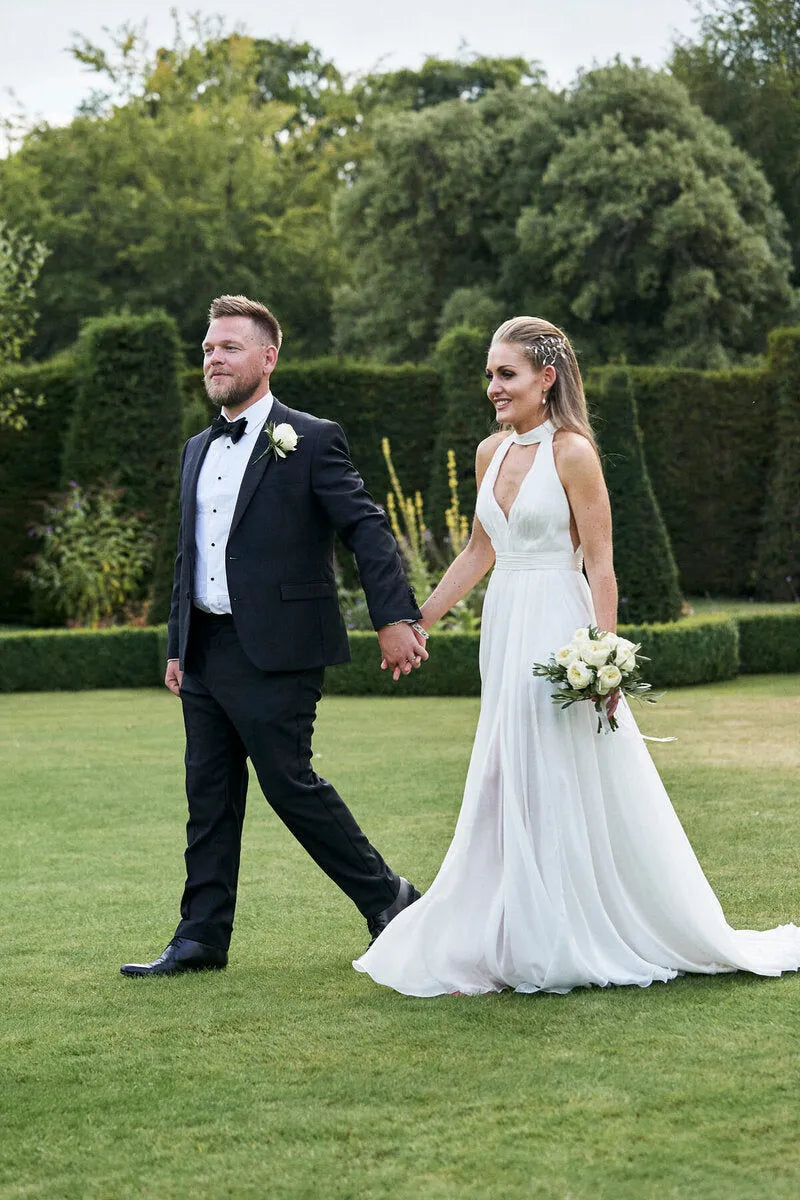 Beach Halter Vintage A Line Wedding Dresses Satin Bridal Gowns Sleeveless Backless Backless Shiny Bride Dress 20w